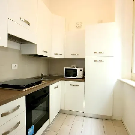 Elegant And Quiet In The Sea Area Apartment *